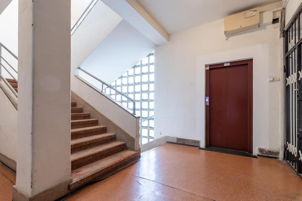 Midtown Artistic Apartment — Fotók 2